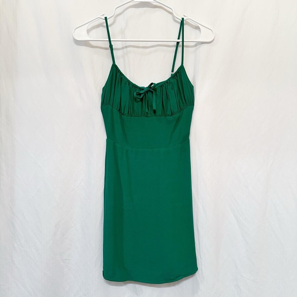Aritzia Sunday Best Delilah Long Sleeve Dress in Green